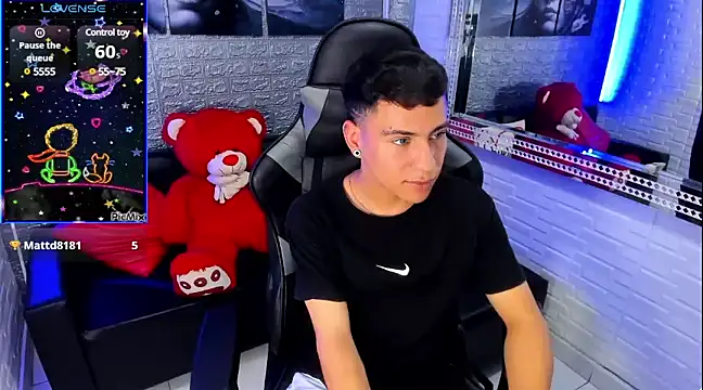 salvadorgomezx online show from January 2025 05:51:02 AM