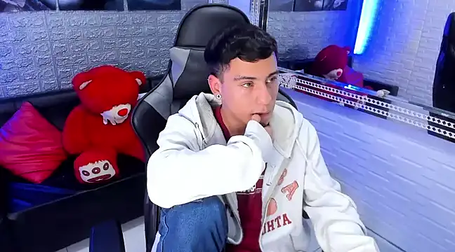 salvadorgomezx online show from January 2025 11:10:01 AM