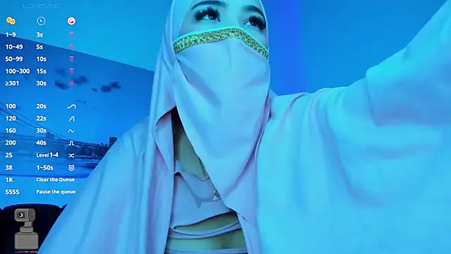 Snapshot of Tahiraa_ chatting on February 2025 01:21:02 PM Tahiraa online show from February 2025 01:21:02 PM