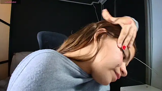 Snapshot of PaigeJayden chatting on February 2025 07:04:02 AM PaigeJayden online show from February 2025 07:04:02 AM