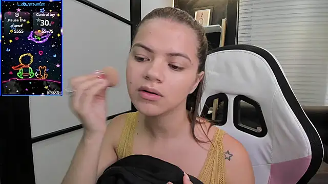 Snapshot of PaigeJayden chatting on February 2025 01:55:02 PM PaigeJayden online show from February 2025 01:55:02 PM