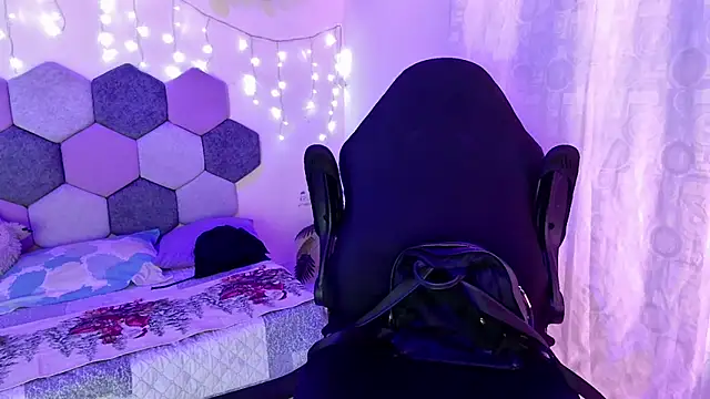 Horny tgn online show from December 2025 05:31:02 PM