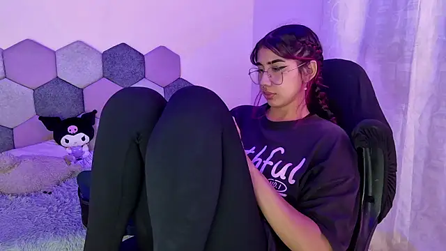 Horny tgn online show from January 2026 06:02:02 PM