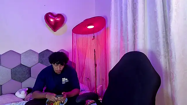 Horny tgn online show from March 2026 06:47:01 PM