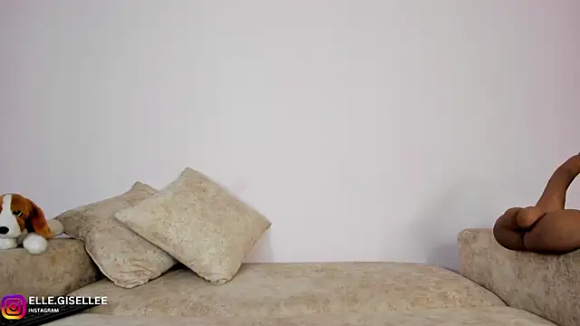 ElleGisellee online show from January 2025 05:19:01 AM