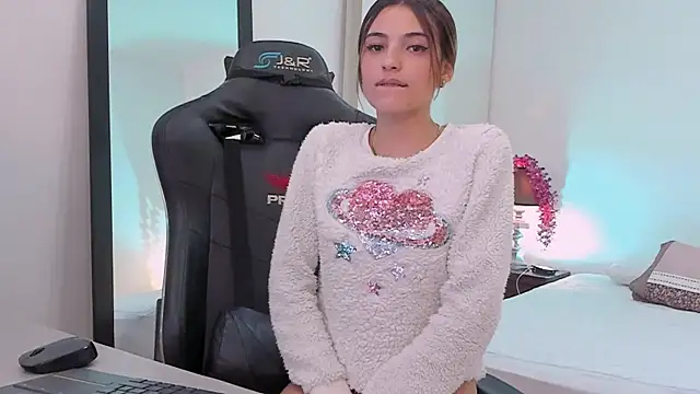 sofiarouge online show from March 2025 09:02:02 PM