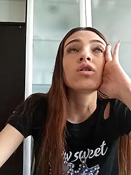 sofiarouge online show from October 2025 07:44:02 PM