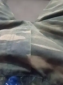 Snapshot of big_pau_brown chatting on February 2025 04:40:02 PM big pau brown online show from February 2025 04:40:02 PM