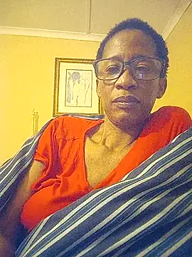 bustybillies online show from September 2025 05:01:02 PM