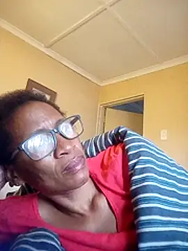 bustybillies online show from December 2025 04:05:01 PM