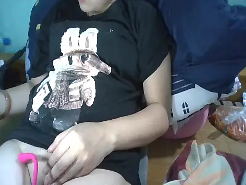 Snapshot of Mine-999 chatting on October 2025 02:13:01 PM Mine-999 online show from October 2025 02:13:01 PM