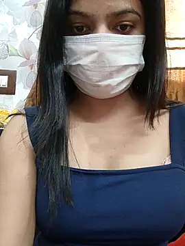 Myloveurvi online show from March 2025 10:18:02 AM