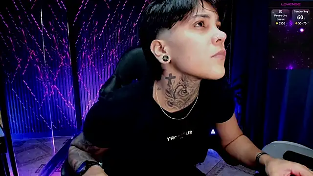 ZhoeStrong online show from February 2026 11:41:02 PM