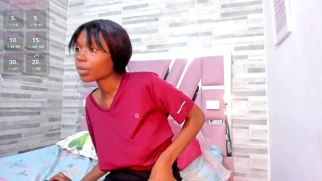 Snapshot of ebony_march chatting on February 2025 06:37:02 PM ebony march online show from February 2025 06:37:02 PM