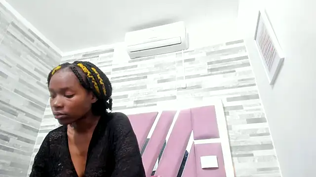 Snapshot of ebony_march chatting on March 2025 06:34:01 PM ebony march online show from March 2025 06:34:01 PM