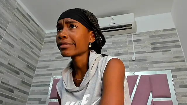 Snapshot of ebony_march chatting on October 2025 05:46:02 PM ebony march online show from October 2025 05:46:02 PM