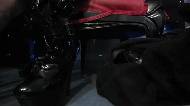 LusstCruella online show from January 2025 09:53:02 PM