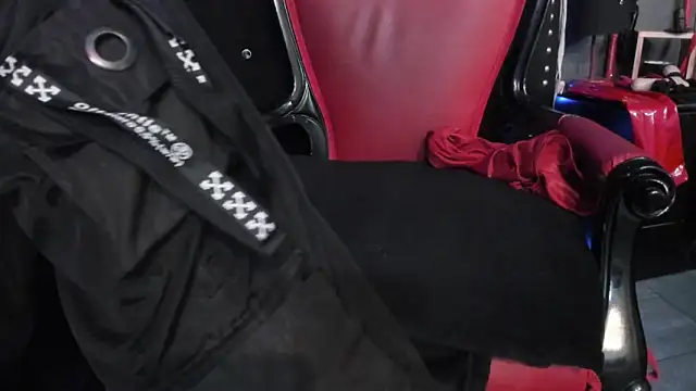 LusstCruella online show from January 2025 06:23:01 PM