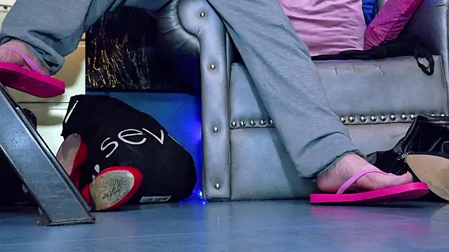 LusstCruella online show from March 2026 12:55:01 PM