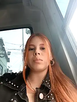 Snapshot of aurora_sky11 chatting on January 2025 09:14:02 PM aurora sky11 online show from January 2025 09:14:02 PM