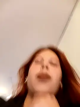 Snapshot of aurora_sky11 chatting on January 2025 10:26:01 PM aurora sky11 online show from January 2025 10:26:01 PM