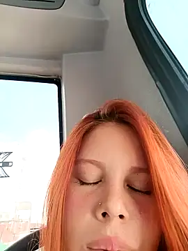 Snapshot of aurora_sky11 chatting on January 2025 06:35:01 PM aurora sky11 online show from January 2025 06:35:01 PM