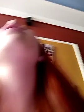 Snapshot of aurora_sky11 chatting on January 2025 09:39:02 PM aurora sky11 online show from January 2025 09:39:02 PM