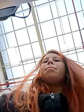 Snapshot of aurora_sky11 chatting on January 2025 10:41:02 PM aurora sky11 online show from January 2025 10:41:02 PM