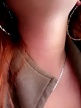 Snapshot of aurora_sky11 chatting on January 2025 10:27:02 PM aurora sky11 online show from January 2025 10:27:02 PM