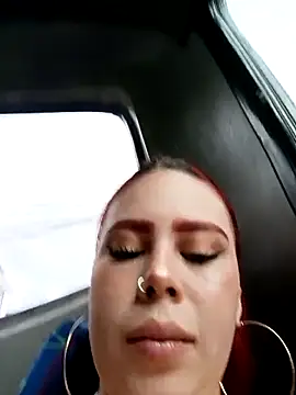 Snapshot of aurora_sky11 chatting on October 2025 09:23:02 PM aurora sky11 online show from October 2025 09:23:02 PM