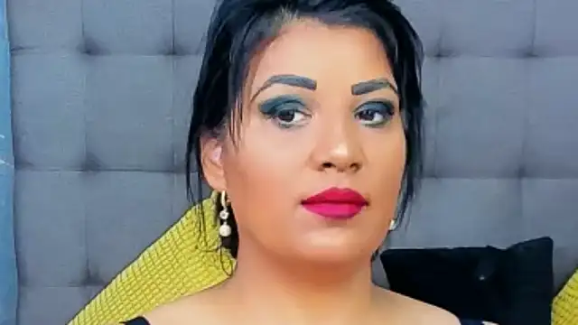 Snapshot of AmyCubes chatting on January 2025 02:15:02 AM AmyCubes online show from January 2025 02:15:02 AM