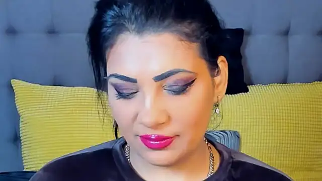 AmyCubes online show from November 2025 06:59:01 AM