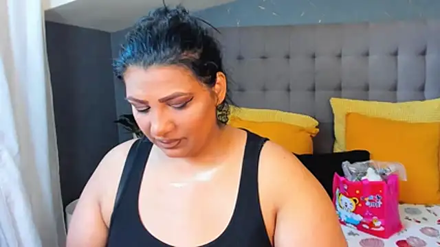 Snapshot of AmyCubes chatting on June 2026 01:13:01 PM AmyCubes online show from June 2026 01:13:01 PM