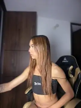 Snapshot of Nikol_Rang__ chatting on March 2026 03:01:01 AM Nikol Rang online show from March 2026 03:01:01 AM