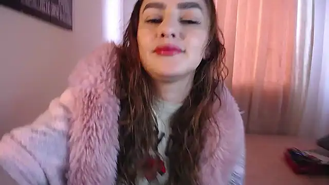 Lu perez online show from February 2026 06:06:02 PM