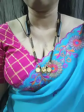 Snapshot of bhuvana555 chatting on July 2026 06:03:01 PM bhuvana555 online show from July 2026 06:03:01 PM