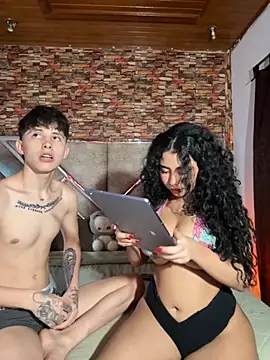 G Poseidon y Cloe online show from November 2025 08:35:02 PM