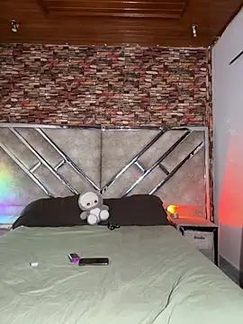 G Poseidon y Cloe online show from December 2025 08:25:01 PM