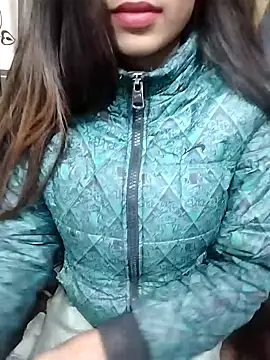 Snapshot of Sreya213 chatting on December 2024 03:32:01 PM Sreya213 online show from December 2024 03:32:01 PM