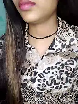 Snapshot of Sreya213 chatting on January 2025 03:41:01 PM Sreya213 online show from January 2025 03:41:01 PM