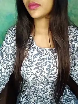 Snapshot of Sreya213 chatting on October 2025 04:13:02 AM Sreya213 online show from October 2025 04:13:02 AM