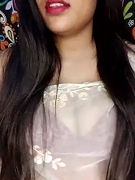 Sreya213 online show from April 2026 07:18:02 PM