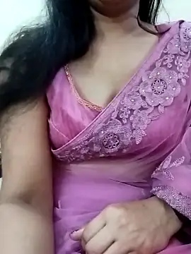 Snapshot of Rina777o chatting on January 2025 08:22:02 PM Rina777o online show from January 2025 08:22:02 PM