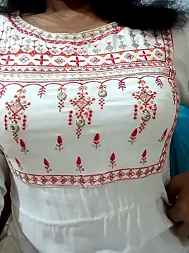 Snapshot of Rina777o chatting on October 2025 03:43:01 PM Rina777o online show from October 2025 03:43:01 PM