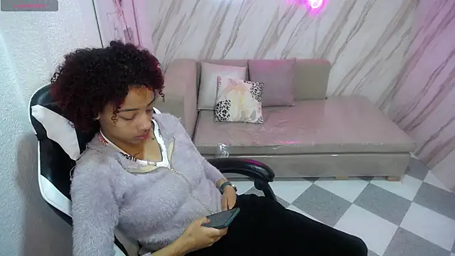 Violeth b online show from March 2025 12:50:02 PM