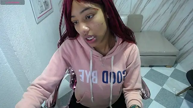 Violeth b online show from March 2025 12:43:02 PM