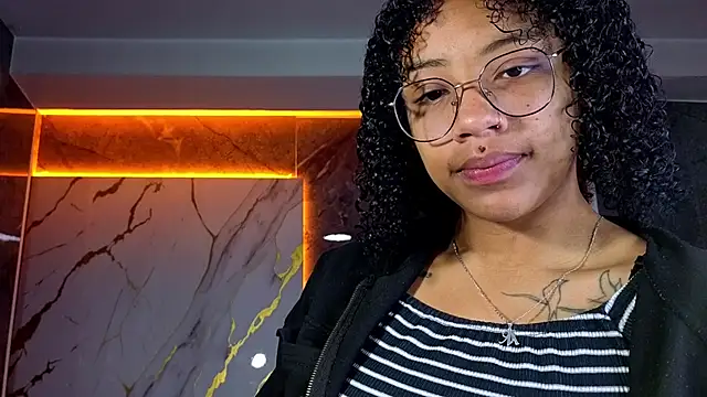 Violeth b online show from October 2025 12:42:02 PM