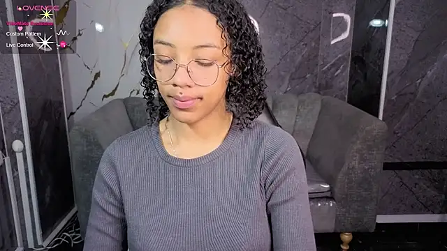 Violeth b online show from February 2026 12:50:02 PM