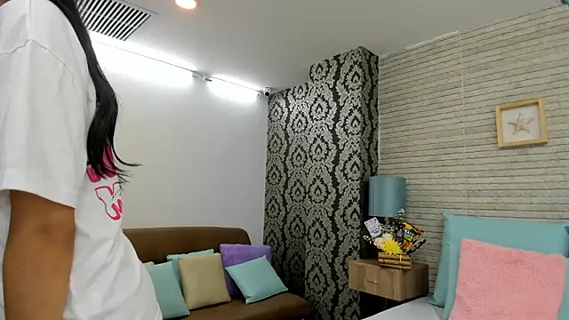 IssabellaLopez online show from December 2024 11:24:01 PM