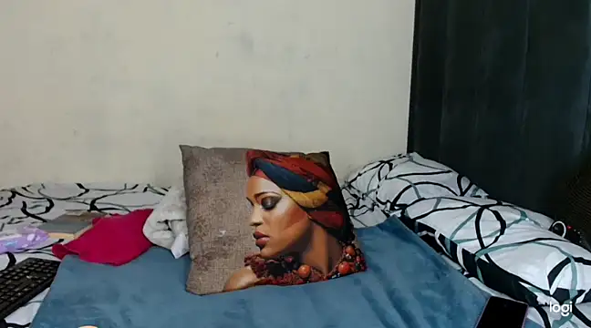 quenliyasa online show from February 2025 06:47:02 PM